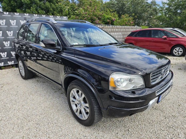 Volvo XC90 2.4 D [D5] Momentum Geartronic (7 sz...